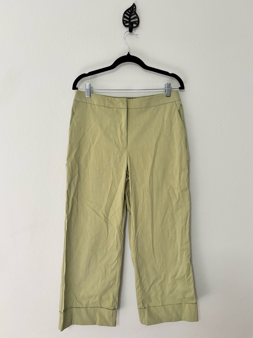 New York & Company City Stretch Sage Cuffed Pants Sz 8